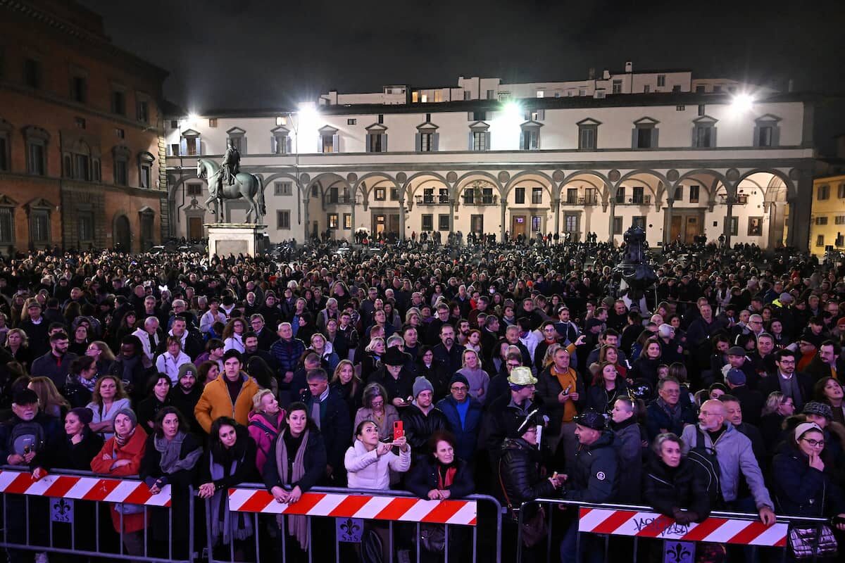 Capodanno Piazza Santissima Annunziata Firenze 1